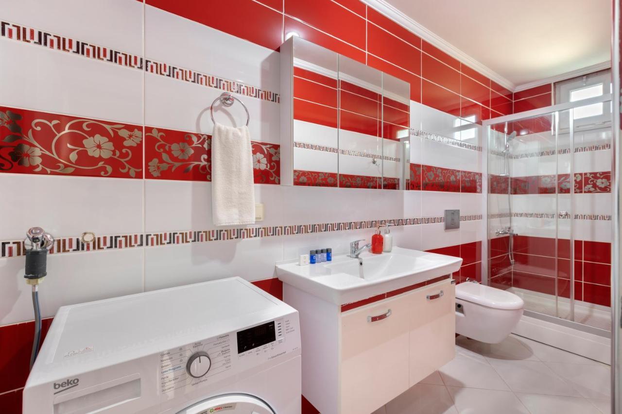 Onix Apartment *